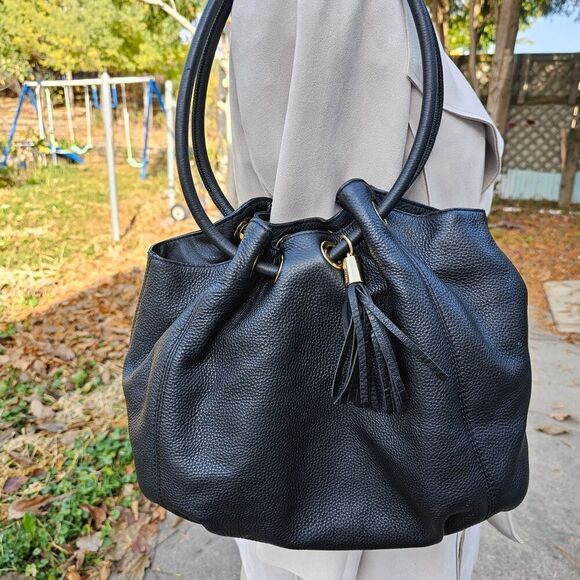 MICHAEL KORS Black Pebble Leather Shoulder Bag, Ring Tote Bag, Pre-owned - Picture 4 of 8